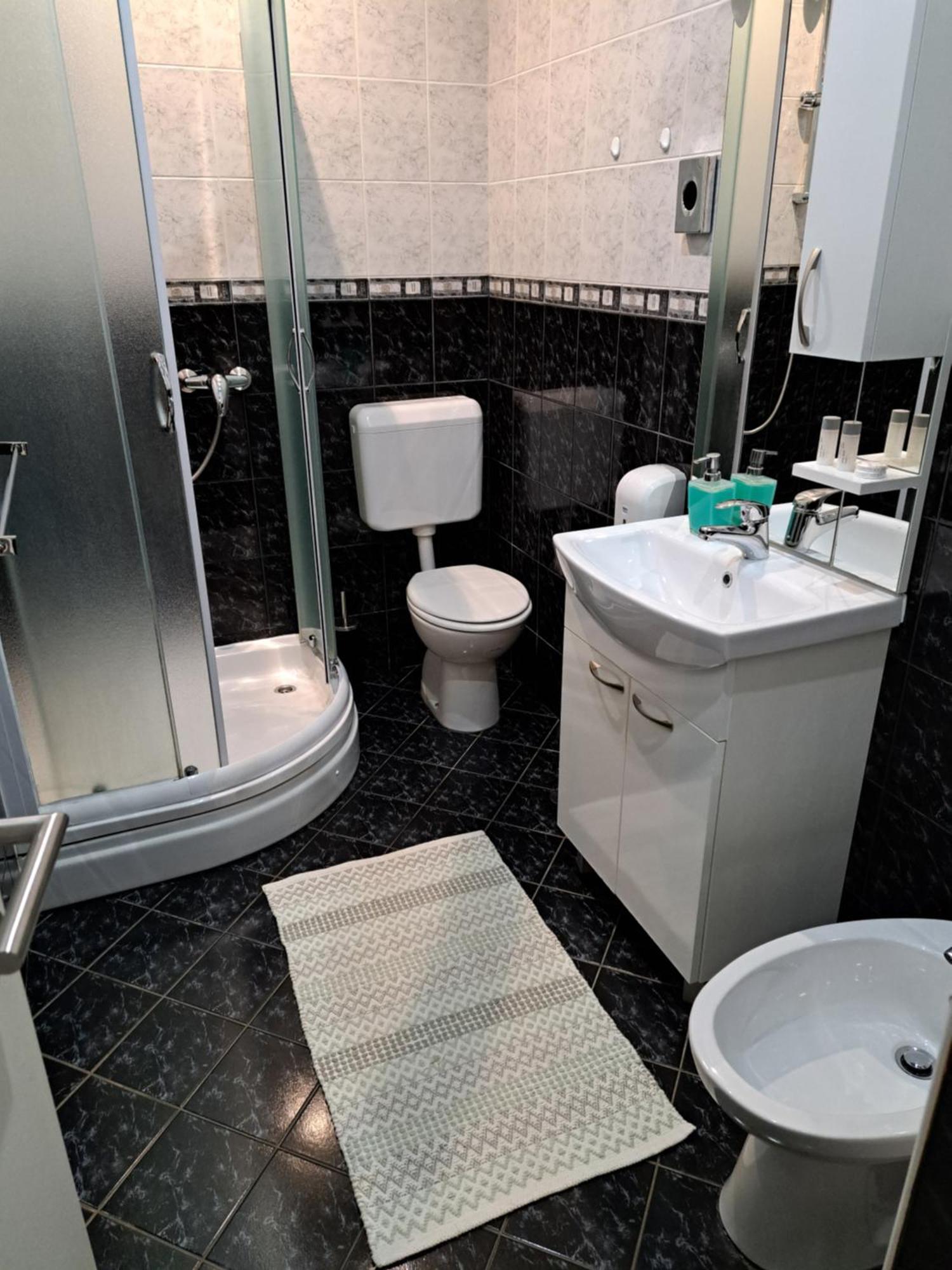 Rooms Modrusan Slunj Exterior foto